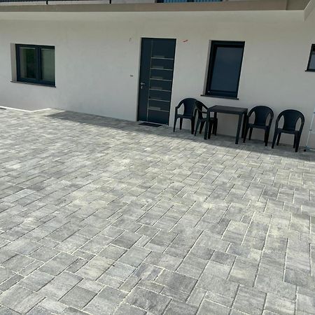 Livan Apartment โทลมิน ภายนอก รูปภาพ